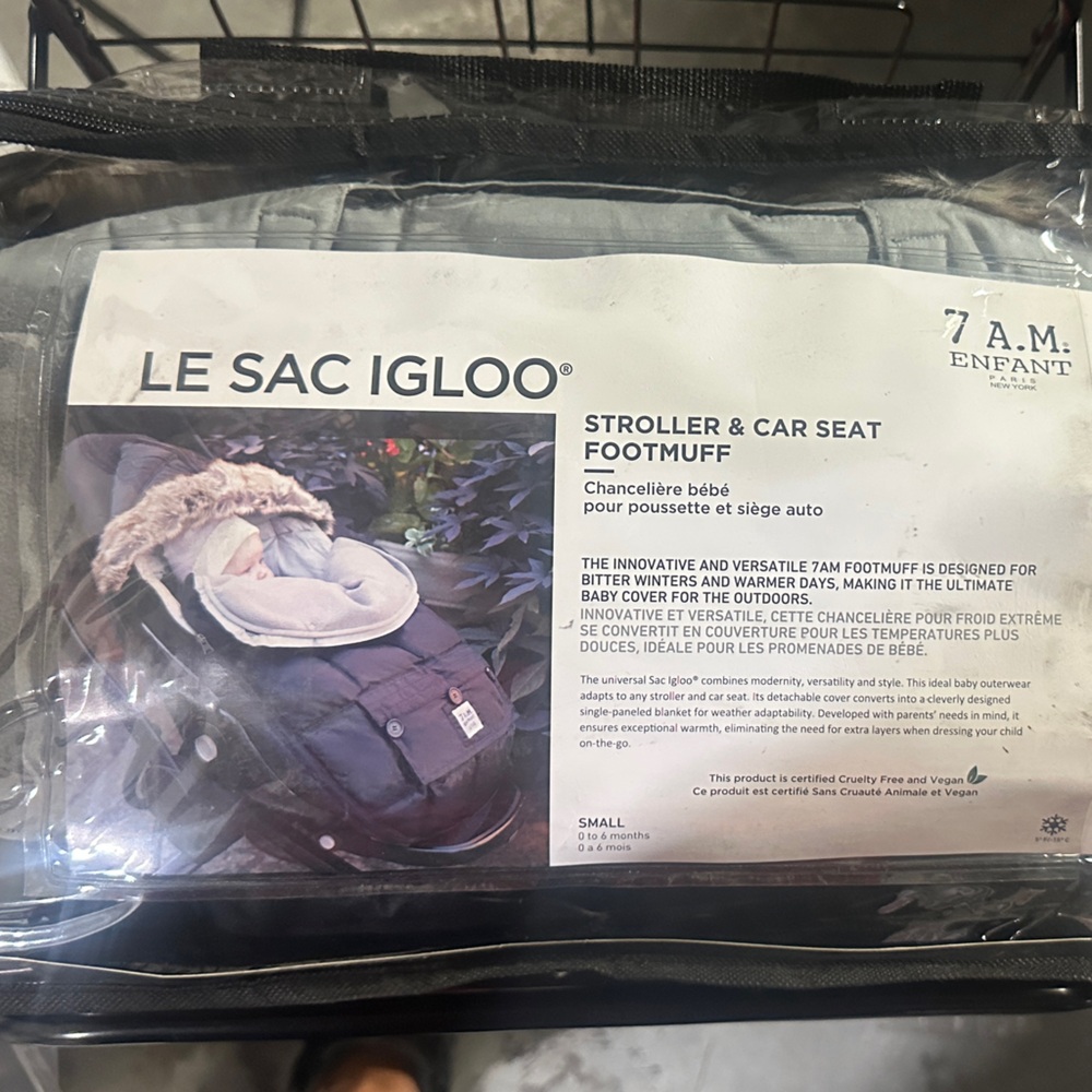7 A.M. Enfant Le Sac Igloo Stroller & Car Seat Footmuff - Black